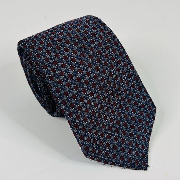 Gant Limited Edition 100% Silk Necktie Tie Geometric Red Gray 59 3/4 x 3 1/4 - Picture 1 of 3